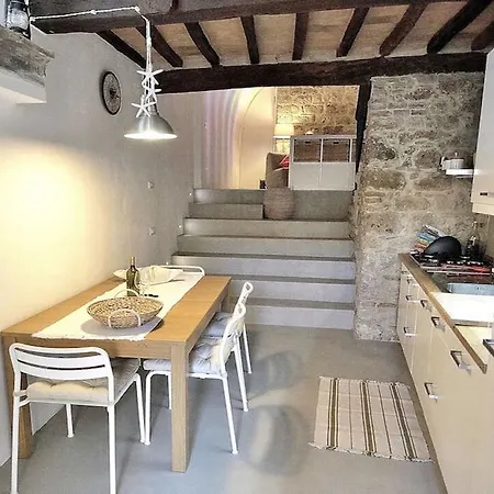 Holiday home Authentic Cave House In The Heart Of The Village!